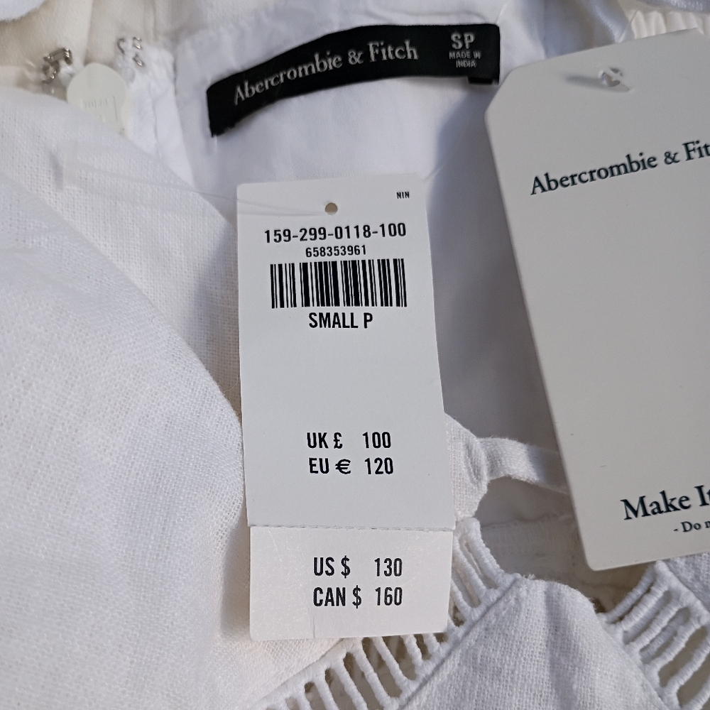 Abercrombie & Fitch White Maxi Dress with Front Keyhole - Picture 11 of 13